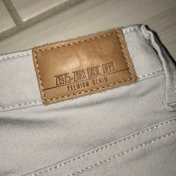 Zara Light Grey Zipper Jeans - Picture 5 of 8